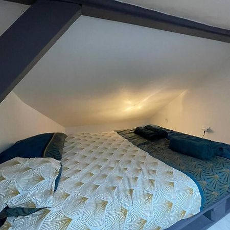 Le Cinq Sens, Studio Proche De La Gare Apartment Pontoise Ngoại thất bức ảnh