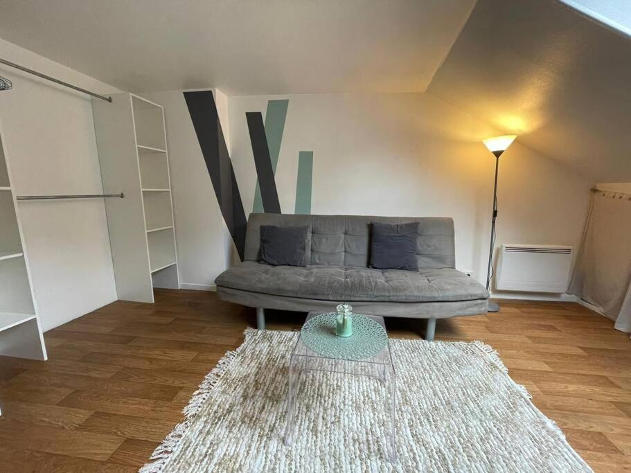 Le Cinq Sens, Studio Proche De La Gare Apartment Pontoise Ngoại thất bức ảnh