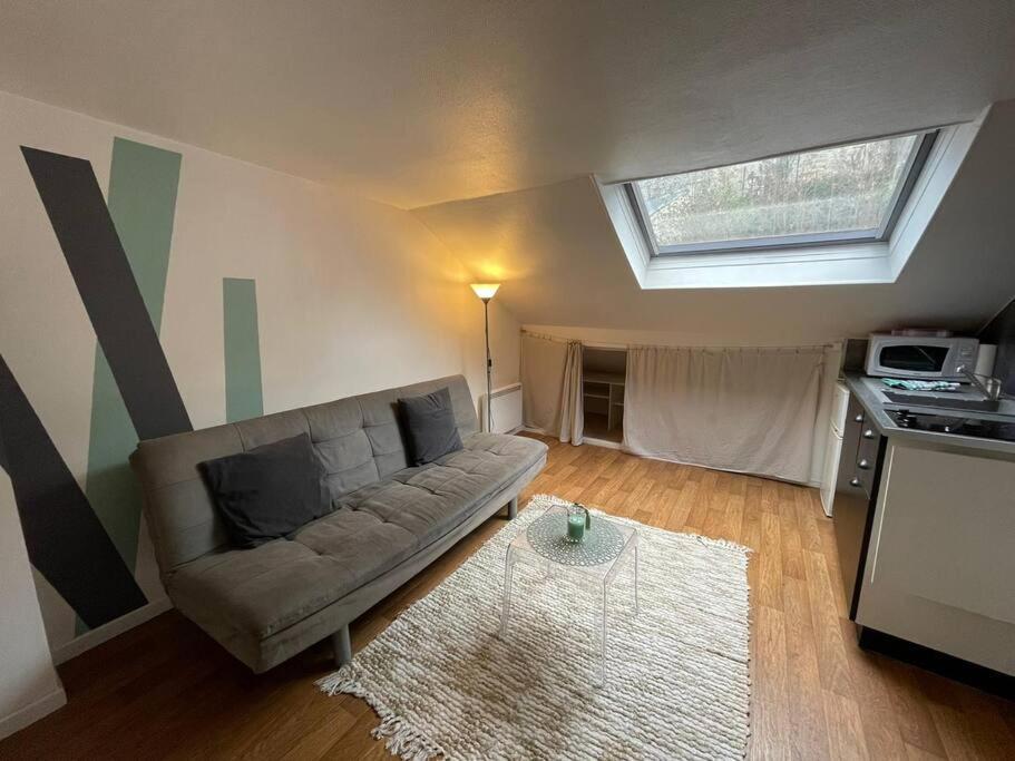 Le Cinq Sens, Studio Proche De La Gare Apartment Pontoise Ngoại thất bức ảnh